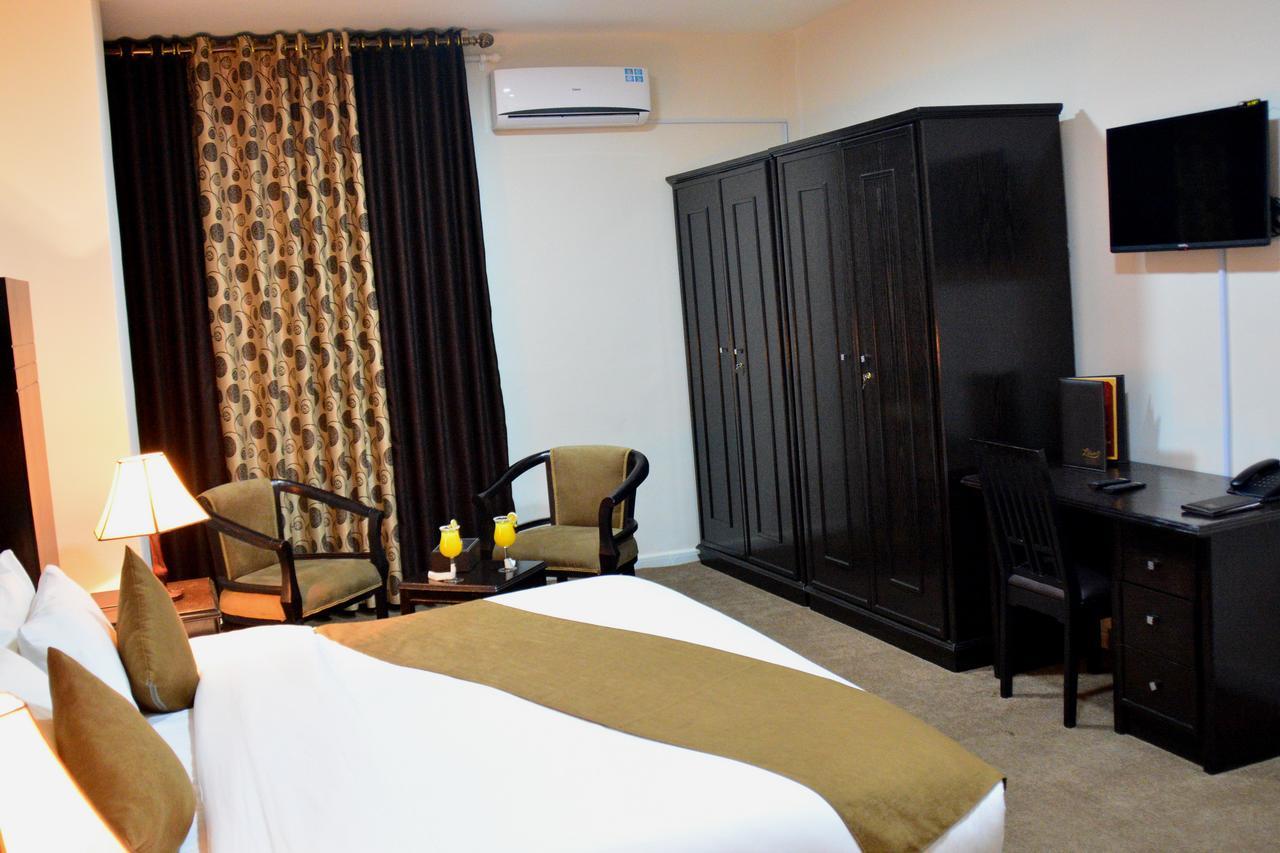 Lilium Hotel Safut Eksteriør bilde
